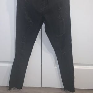 Black Distressed Jeans